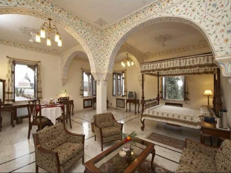 Hotel Amar Mahal Orchha Exterior foto