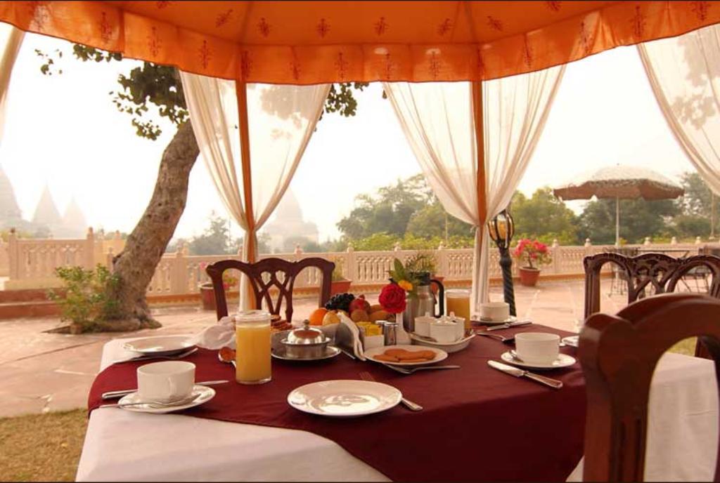 Hotel Amar Mahal Orchha Exterior foto