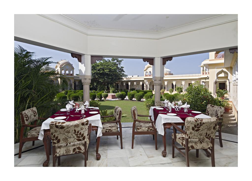 Hotel Amar Mahal Orchha Exterior foto